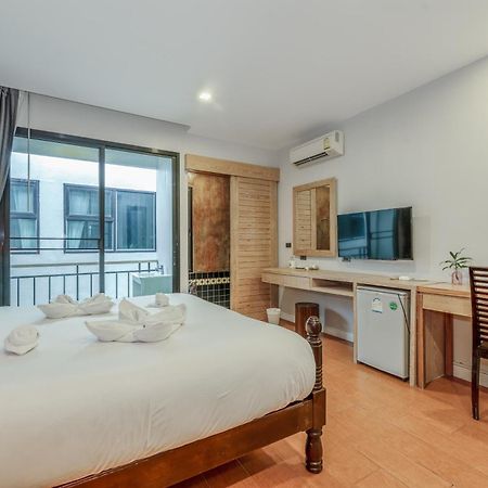 Coco Paradiso Phuket Bagian luar foto