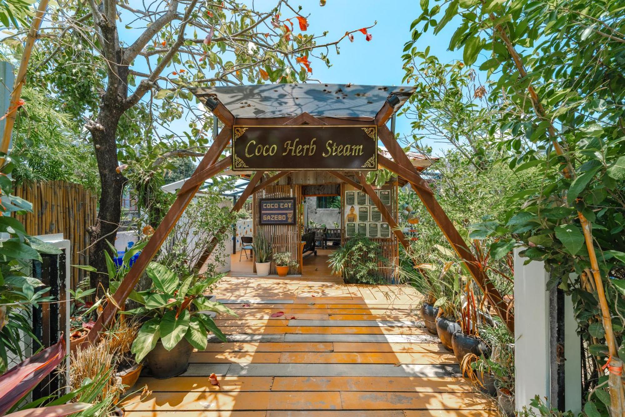 Coco Paradiso Phuket Bagian luar foto
